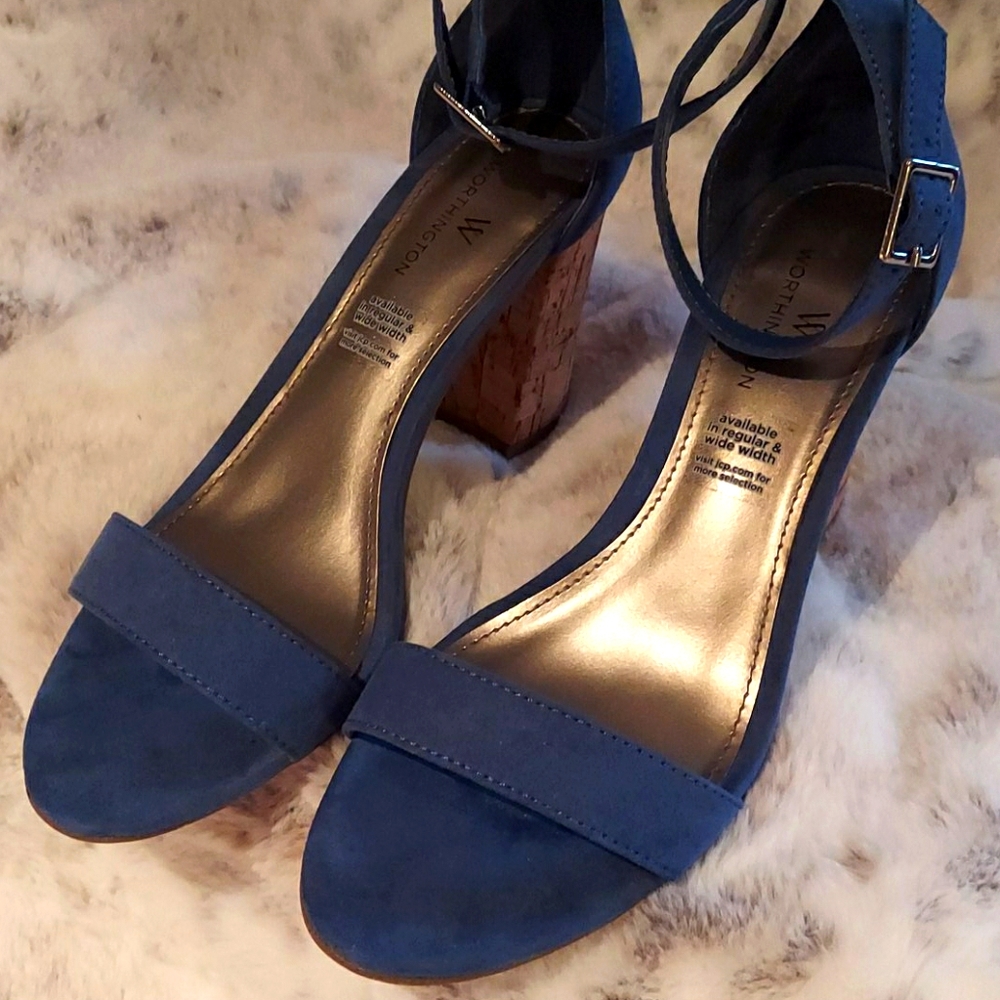 Shoes blue suede heels